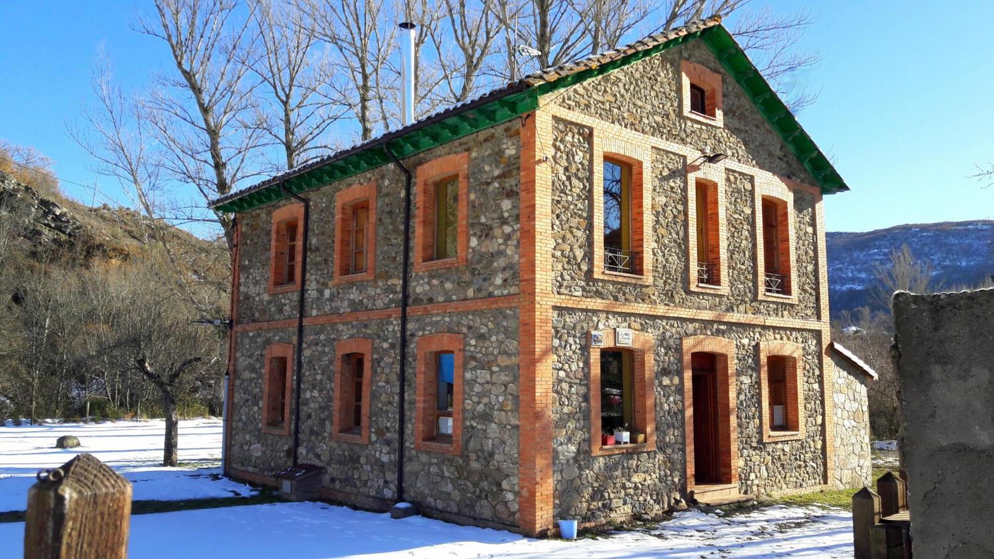 Vila El Refugio De Valporquero Vegacervera Exteriér fotografie